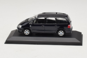 Ford Galaxy Mk2 Must Minichamps 1:43 GALAXY002 Metall
