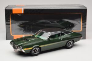 Ford Gran Torino Sport Roheline IXO 1:18 18CMC185 Metall - pilt 6/6
