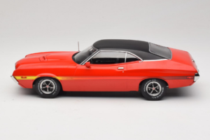 Ford Gran Torino Sport Punane IXO 1:18 18CMC263 Metall - pilt 3/6