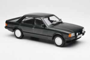Ford Granada Mk2 2.8 Injection Tumeiroheline MCG 1:18 MCG18263 Metall - pilt 4/6