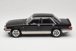 Ford Granada Mk2 2.8 Injection Gray Metallic MCG 1:18 MCG18536 Metall - pilt 3/6