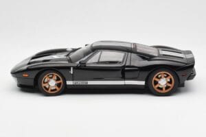 Ford GT Must Valgete Triipudega AUTOart 1:18 73023 Metall - pilt 4/8