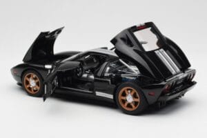 Ford GT Must Valgete Triipudega AUTOart 1:18 73023 Metall - pilt 5/8