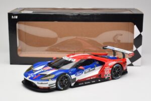Ford GT #68 D. Muller / J. Hand / S. Bourdais LMGTE Pro Winner 24 Hours of Le Mans 2016 Minichamps 1:18 4012138143098 Metall - pilt 6/6