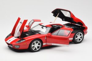 Ford GT Punane AUTOart 1:18 73021 Metall - pilt 2/8