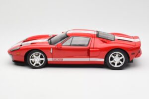Ford GT Punane AUTOart 1:18 73021 Metall - pilt 4/8