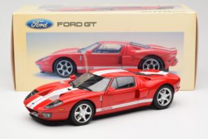Ford GT Punane AUTOart 1:18 73021 Metall - pilt 8/8