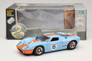 Ford GT40 Gulf #6 J. Ickx / J. Oliver 24 Hours of Le Mans 1969 Eagles Race 1:18 300600 Metall - pilt 8/8