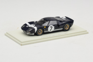 Ford GT40 Mk I #7 B. Bondurant / U. Maglioli 24 Hours of Le Mans 1965 Spark 1:43 S4536 Vaik - pilt 2/4