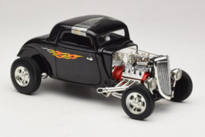 Ford Hot Rod Must Rydell High Grease ERTL 1:18 36602 Metall - pilt 4/6