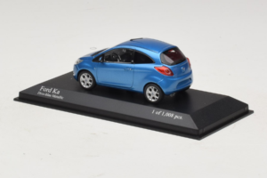 Ford Ka Blue Metallic Minichamps 1:43 400088202 Metall - pilt 3/4