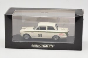 Ford Lotus Cortina Mk1 #59 J. Clark / R. Parsons Sebring 12 Hours 1964 Minichamps 1:43 400648259 Metall - pilt 4/4