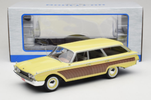 Ford Country Squire Kollane MCG 1:18 MCG18048 Metall - pilt 6/6