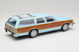 Ford LTD Country Squire Charlie's Angels Movie GreenLight 1:18 19066 Metall - pilt 3/8