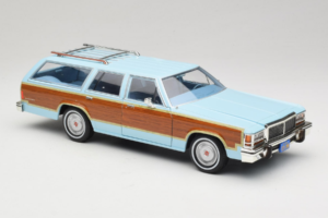 Ford LTD Country Squire Charlie's Angels Movie GreenLight 1:18 19066 Metall - pilt 6/8