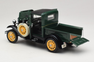 Ford Model A Pickup Valley Green Motor City 1:18 40003 Metall - pilt 5/8
