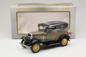 Ford Model A Tudor Chicle Drab Motor City 1:18 41003 Metall - pilt 6/6