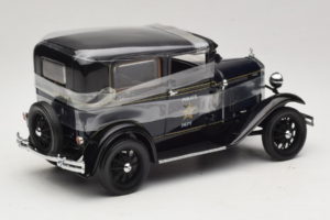 Ford Model A Tudor Police Car Motor City 1:18 43008 Metall - pilt 2/6
