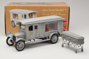 Ford Model T Ornate Carved Hearse Precision Miniatures 1:18 PMSC-07G Metall - pilt 8/8