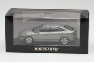 Ford Mondeo Mk3 Sedan Hall Metallic Minichamps 1:43 IND403086003 Metall - pilt 4/4