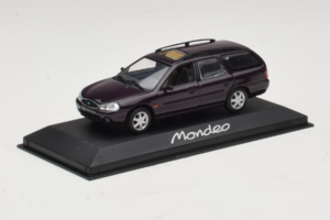 Ford Mondeo Mk1 Turnier Dark Blue Metallic Minichamps 1:43 43306312 Metall - pilt 2/4