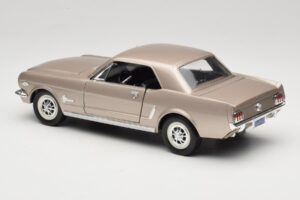 Ford Mustang 1964 1/2 Hõbedane Mira 1:18 6127 Metall - pilt 7/8