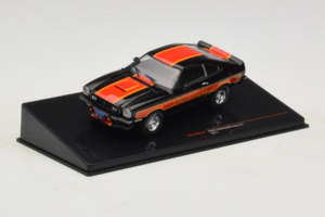 Ford Mustang Cobra II Must IXO 1:43 CLC599N Metall - pilt 2/4