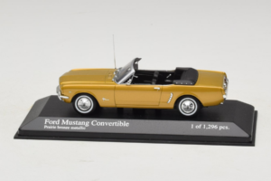 Ford Mustang Kabriolett Kuldne Minichamps 1:43 400082432 Metall