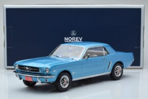 Ford Mustang Coupe Türkiis Norev 1:18 182800 Metall - pilt 6/6