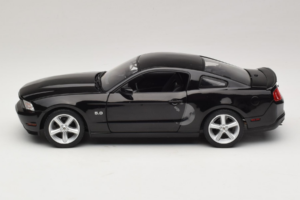Ford Mustang GT Must Drive Movie GreenLight 1:18 13609 Metall - pilt 4/8