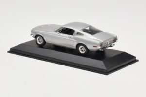 Ford Mustang GT Hõbedane Minichamps 1:43 FORD001 Metall - pilt 3/4