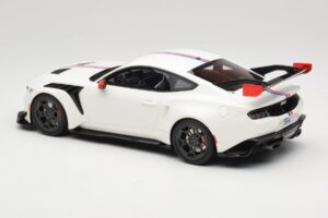 Ford Mustang GTD S650 Spirit of America Performance White GT Spirit 1:18 GT956 Vaik - pilt 5/6