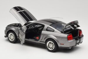 Ford Mustang S197 Shelby GT500 40th Anniversary Hall Shelby Collectibles 1:18 DC075005 Metall - pilt 5/8