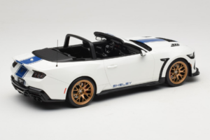 Ford Mustang S650 Shelby Super Snake Oxford White GT Spirit 1:18 GT572 Vaik - pilt 2/6