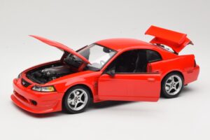 Ford Mustang SVT Cobra R SN95 Punane Maisto 1:18 531872 Metall - pilt 2/8