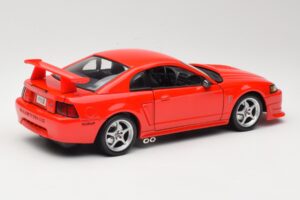 Ford Mustang SVT Cobra R SN95 Punane Maisto 1:18 531872 Metall - pilt 3/8