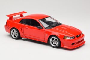 Ford Mustang SVT Cobra R SN95 Punane Maisto 1:18 531872 Metall - pilt 6/8