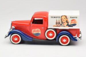 Ford Pickup Truck Pepsi-Cola Solido 1:18 99053 Metall - pilt 4/8