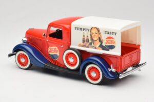 Ford Pickup Truck Pepsi-Cola Solido 1:18 99053 Metall - pilt 7/8