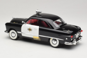 Ford Politseiauto Anson 1:18 6254 Metall - pilt 5/6