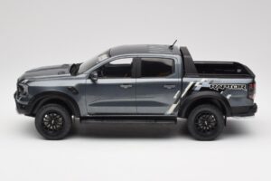 Ford Ranger Raptor Hall Metallic MCG 1:18 MCG18457 Metall - pilt 5/6