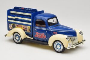 Ford Pepsi-Cola Replica Golden Wheel 1:18 PF351 Metall - pilt 6/8