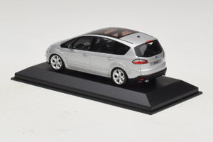 Ford S-Max Hõbedane Minichamps 1:43 SMAX001 Metall - pilt 3/5