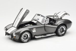 Ford Shelby Cobra 427 S/C Hall Metallik Valgete Triipudega Kyosho 1:18 08045GRW Metall - pilt 2/8