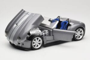 Shelby Cobra Kabriolett Grey Metallic Hot Wheels 1:18 G7220 Metall - pilt 2/8