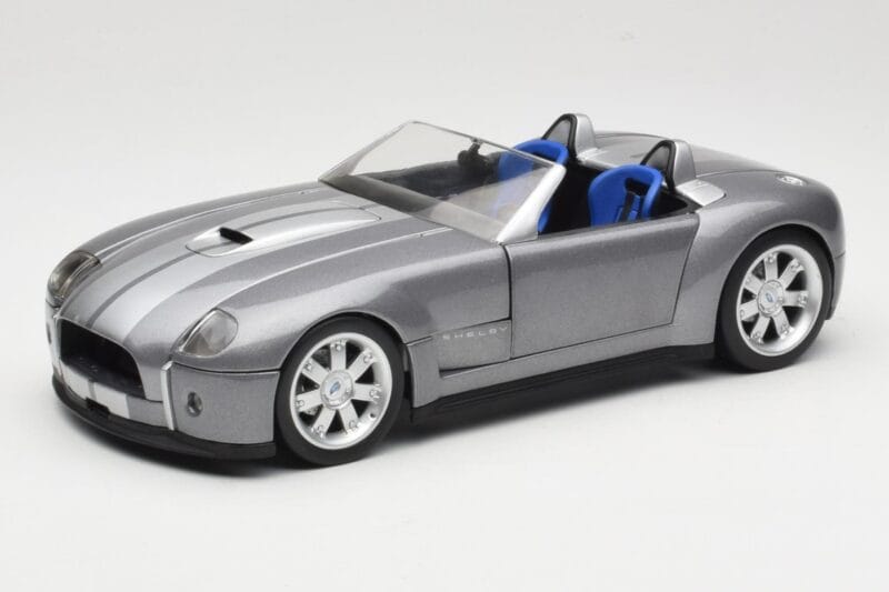 Shelby Cobra Kabriolett Grey Metallic Hot Wheels 1:18 G7220 Metall