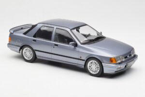 Ford Sierra RS Cosworth Helesinine MCG 1:18 MCG18174 Metall - pilt 4/6