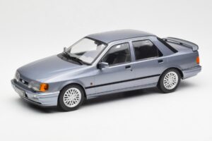 Ford Sierra RS Cosworth Helesinine MCG 1:18 MCG18174 Metall