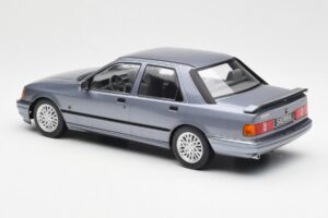 Ford Sierra RS Cosworth Helesinine MCG 1:18 MCG18174 Metall - pilt 5/6