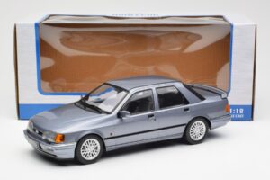 Ford Sierra RS Cosworth Helesinine MCG 1:18 MCG18174 Metall - pilt 6/6